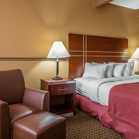 Quality Inn East Dubuque Extérieur photo