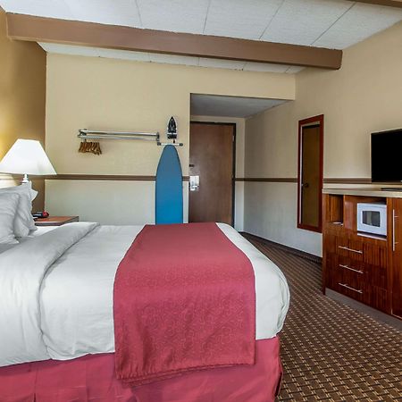 Quality Inn East Dubuque Extérieur photo