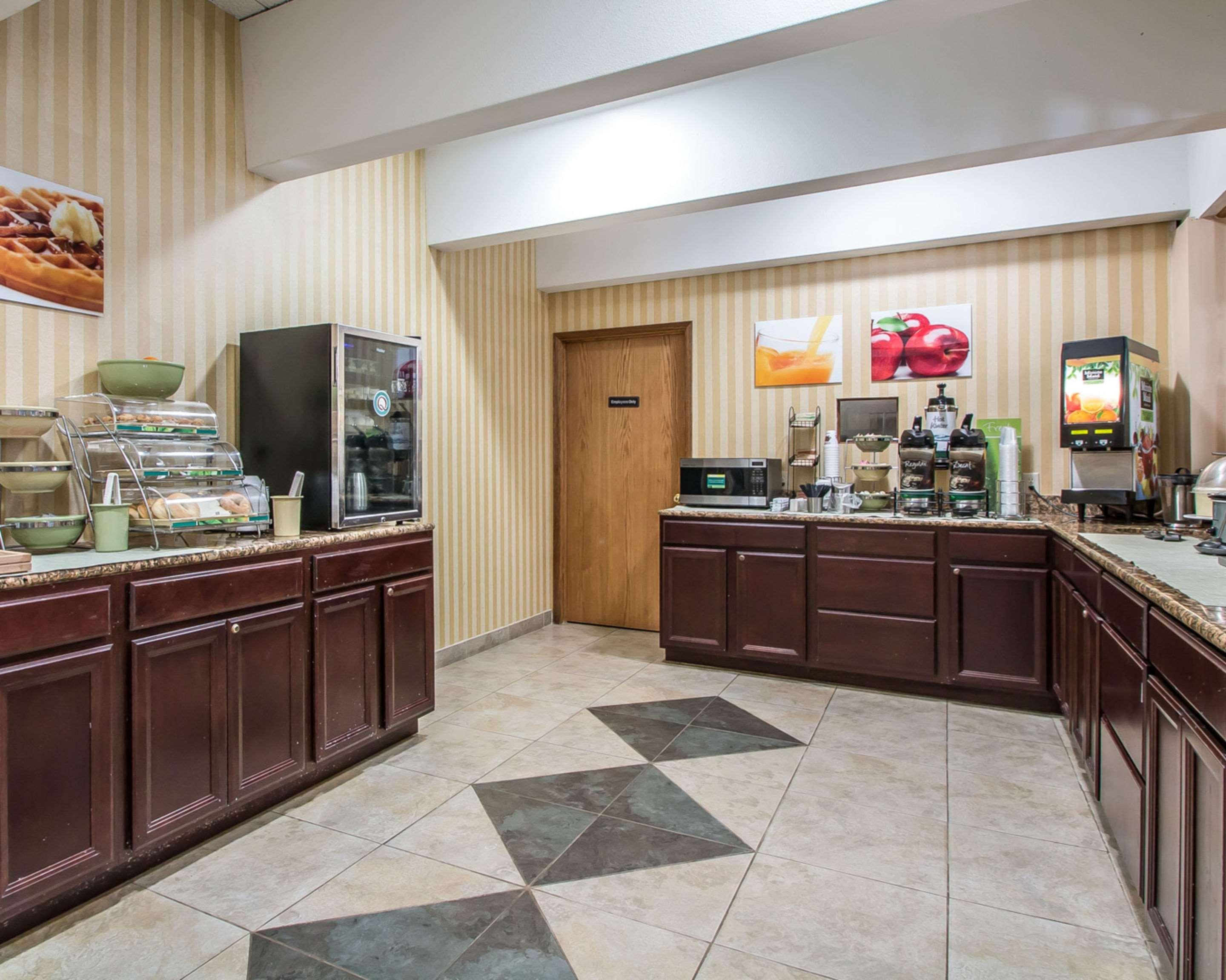 Quality Inn East Dubuque Extérieur photo