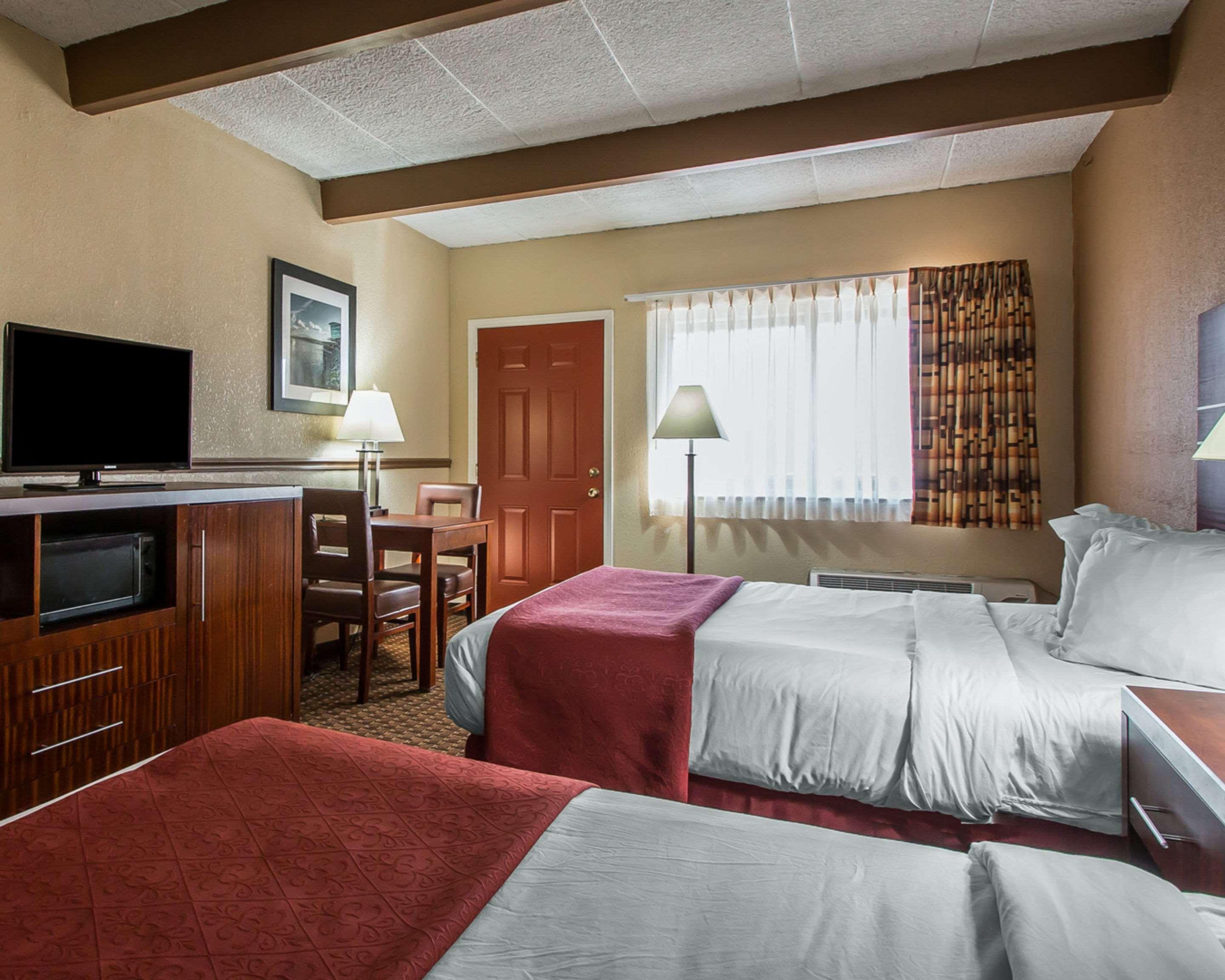 Quality Inn East Dubuque Extérieur photo