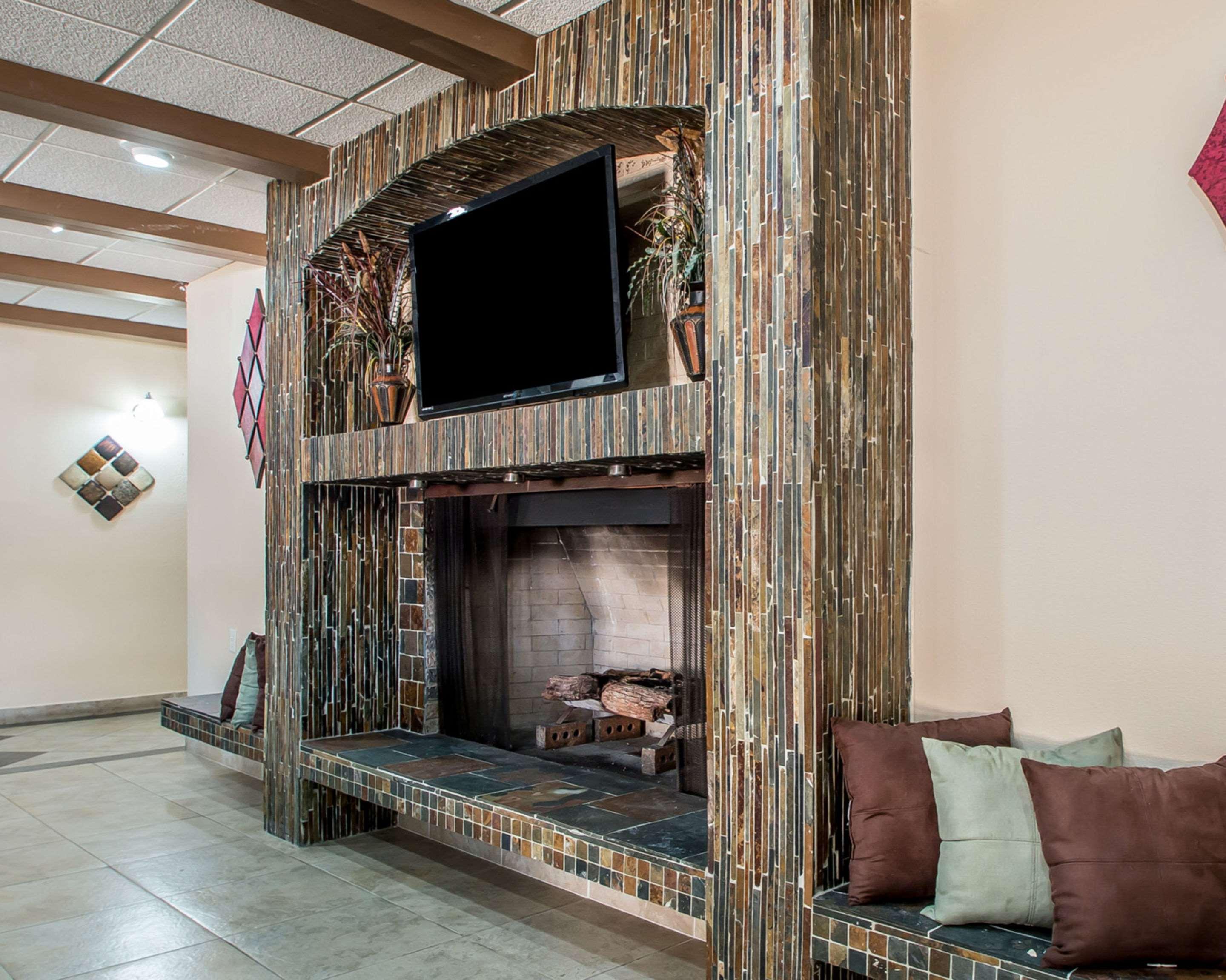 Quality Inn East Dubuque Extérieur photo
