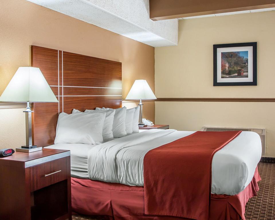 Quality Inn East Dubuque Extérieur photo