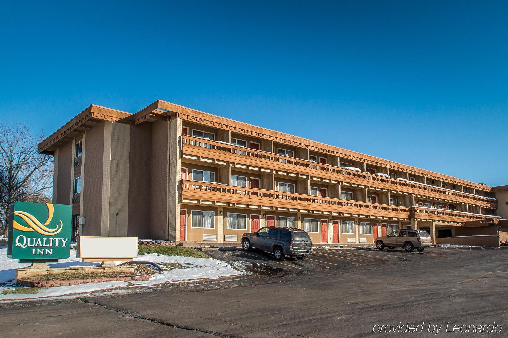 Quality Inn East Dubuque Extérieur photo