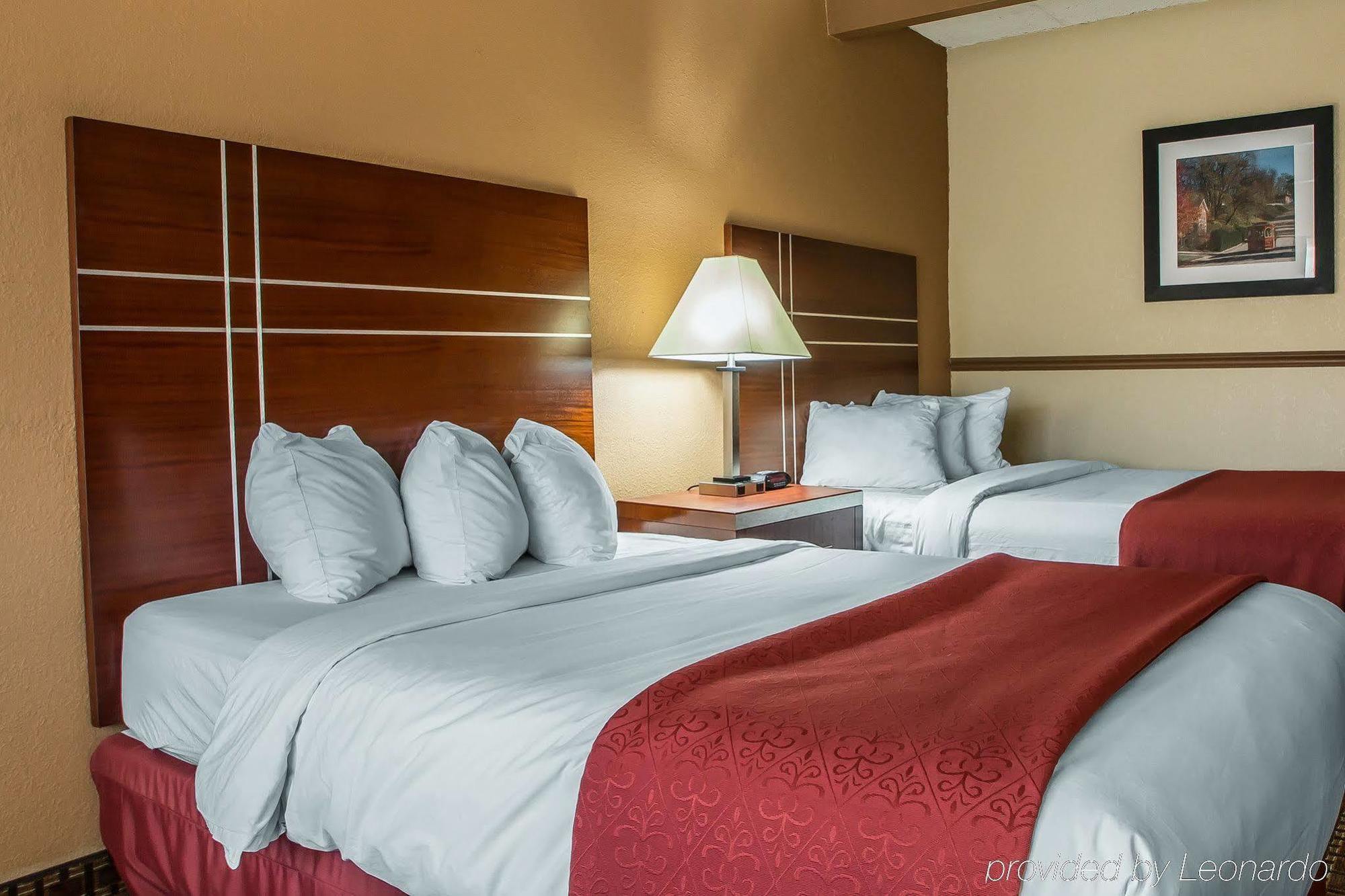 Quality Inn East Dubuque Extérieur photo