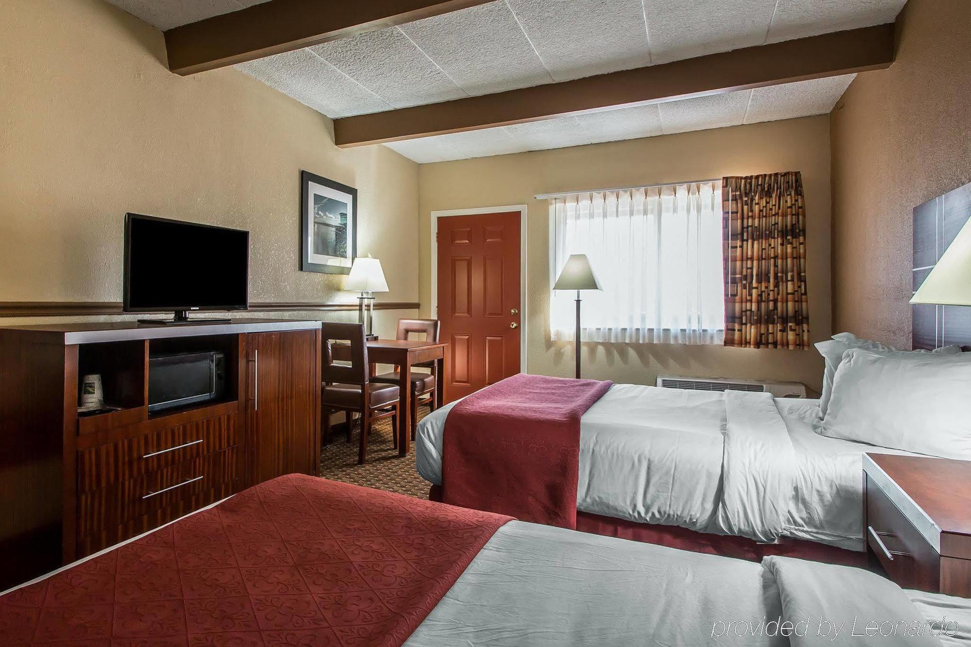 Quality Inn East Dubuque Extérieur photo