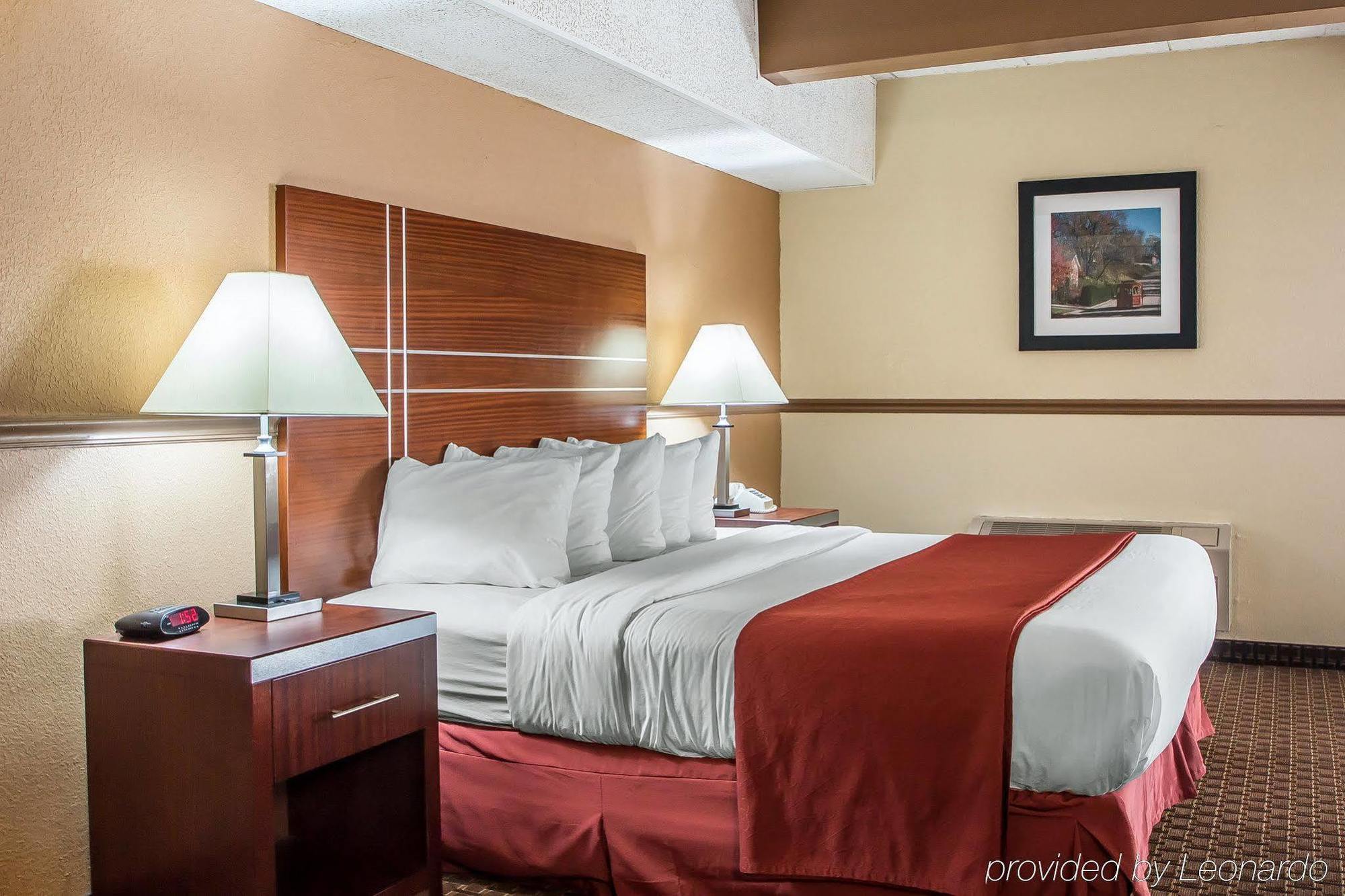 Quality Inn East Dubuque Extérieur photo